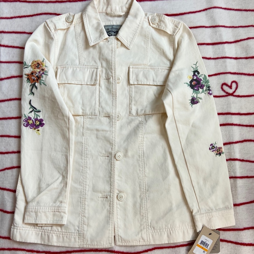 NWT Levis Broken Canvas Embroidered Shirt Jacket S